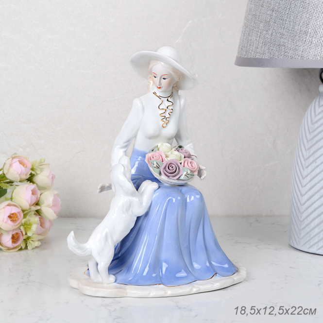 Статуэтка Дама с собакой 22 см / HP095 /уп 24/