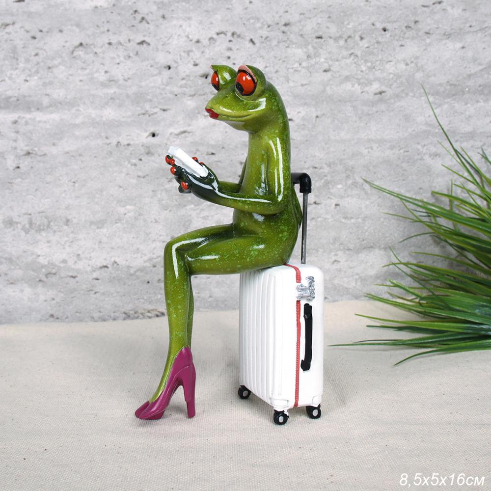 Фигурка Лягушка путешественница 16 см / YX39052 /уп 24/