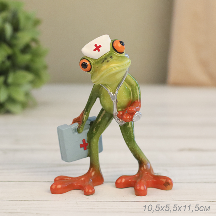 Фигурка Лягушка врач 12 см / YX6057 /уп 24/