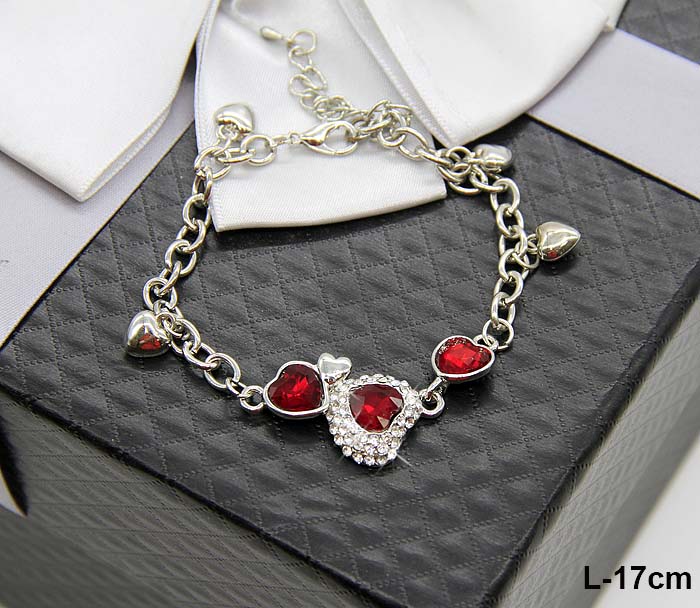 Браслет со стразами Сердце 17 см / 43/08/08 /уп 12/ регулируемая длина/ АКЦИЯ