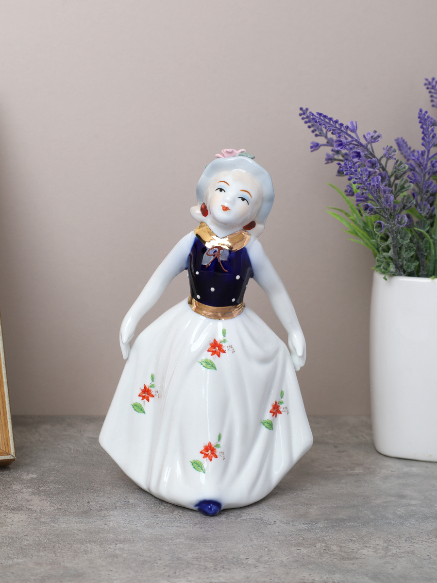 Статуэтка Девочка 16 см / 129 /уп 60/