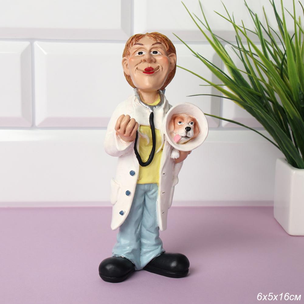 Фигурка Врач 16 см / 2051 /уп 72/