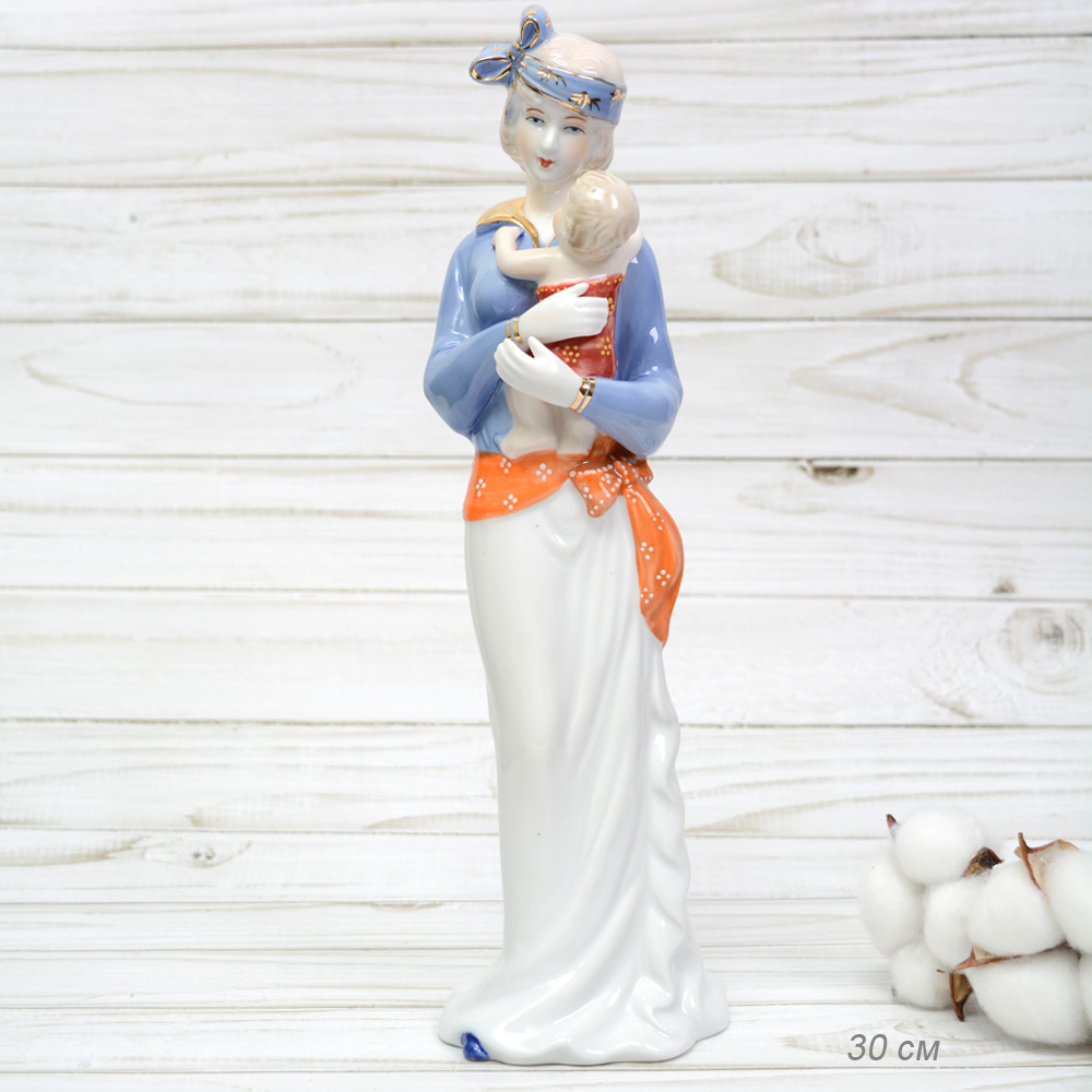 Статуэтка Дама с младенцом 30 см / 200303 /уп 24/