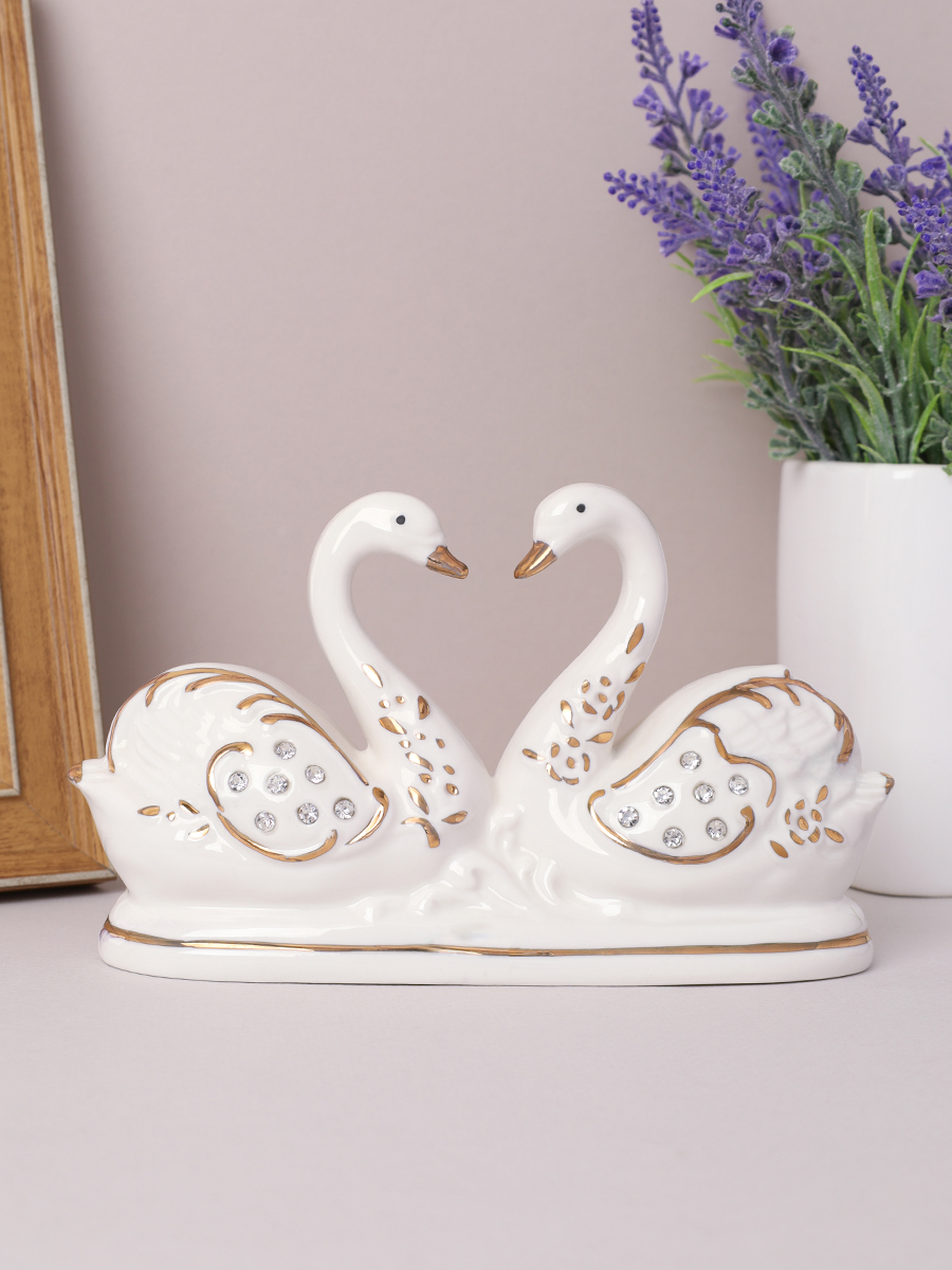 Статуэтка Влюбленные лебеди 9,5х17 см / B1981-1 /уп 36/