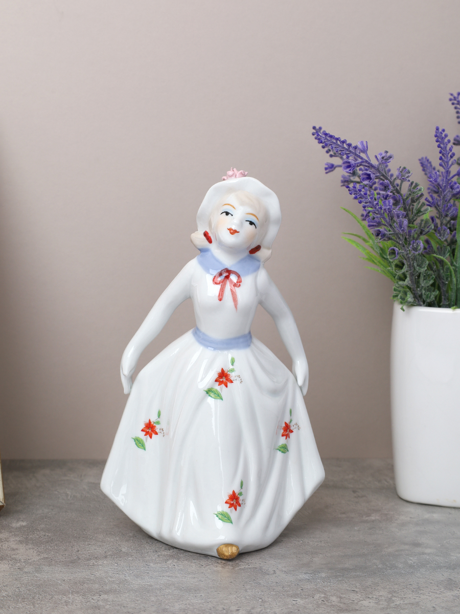 Статуэтка Девочка 16 см / XH:129 /уп 60/