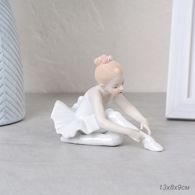 Фигурка Балерина 9 см / HP3174 /уп 48/