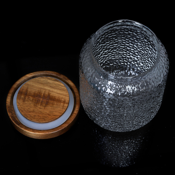 700007-1.jpg