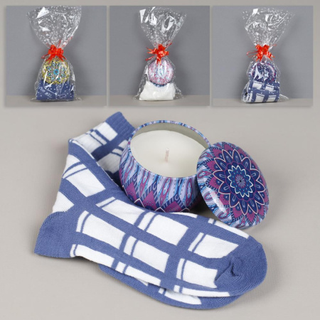 Подарочный набор Аромасвеча+ 1 пара носков / новогодний