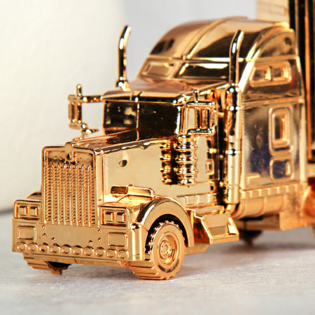 714186-8.jpg