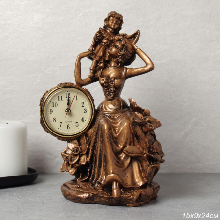 Часы-статуэтка Дама с ребенком / 501A /уп 24/