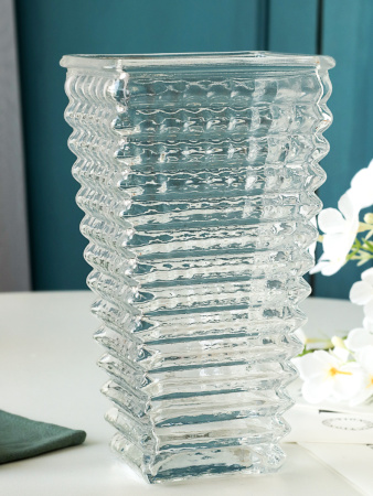 754545-3.jpg