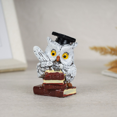 716063!Пишет пером.jpg