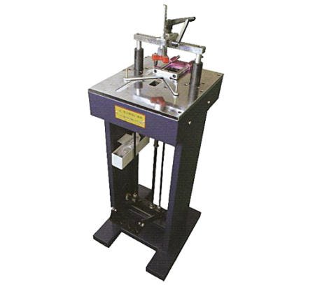 Станок для скрепления багета J-D18 /уп.1/ механический